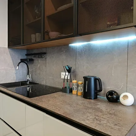 Bliska Wola Towers 1 Bedroom * Warschau