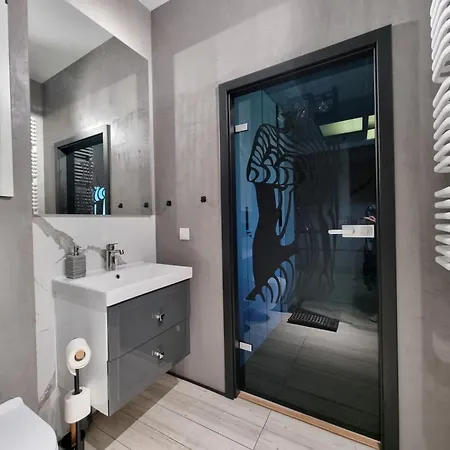 Bliska Wola Towers 1 Bedroom * Warschau