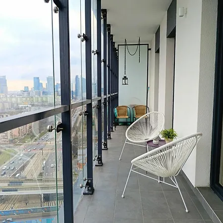 Lägenhet Bliska Wola Towers 1 Bedroom Warszawa
