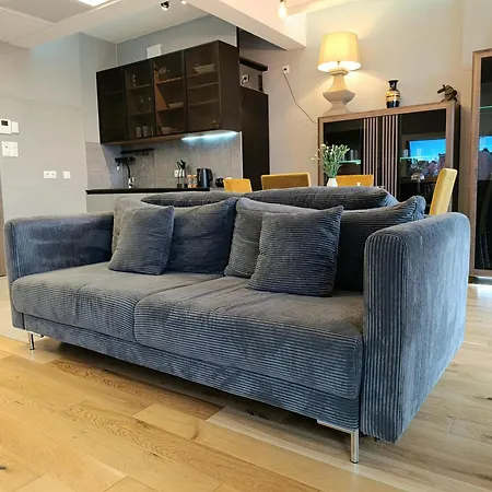 Bliska Wola Towers 1 Bedroom Lägenhet