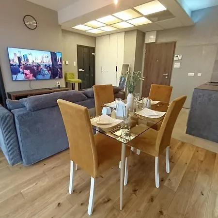 Apartamento Bliska Wola Towers 1 Bedroom *