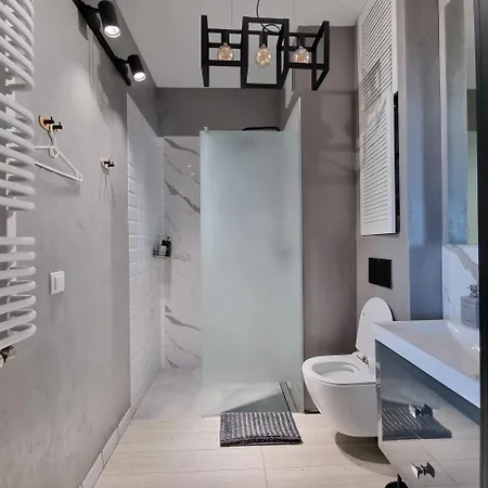 Bliska Wola Towers 1 Bedroom *