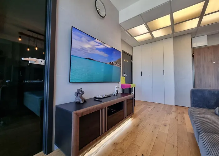 Bliska Wola Towers 1 Bedroom Apartment Warsaw