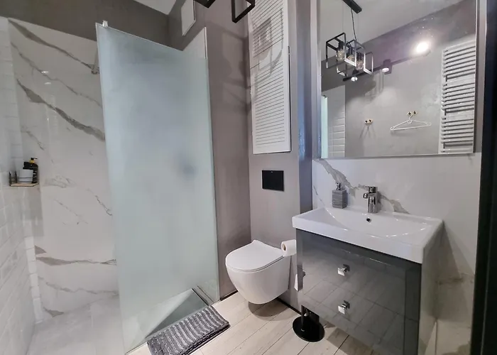 Bliska Wola Towers 1 Bedroom * Warsaw