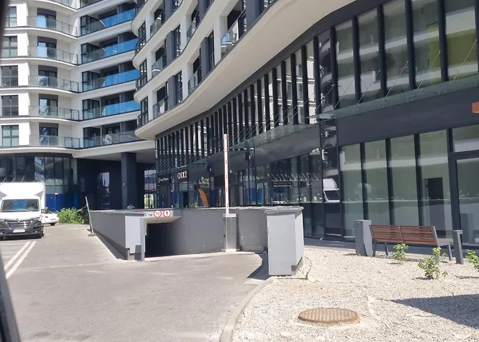 Bliska Wola Towers 1 Bedroom Apartment Warsaw