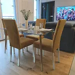 Daire Bliska Wola Towers 1 Bedroom Varşova