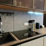 Bliska Wola Towers 1 Bedroom Daire Varşova