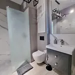 Bliska Wola Towers 1 Bedroom * Varşova