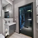 Bliska Wola Towers 1 Bedroom * Varşova