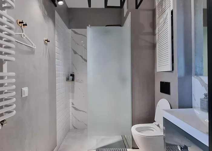 Bliska Wola Towers 1 Bedroom *